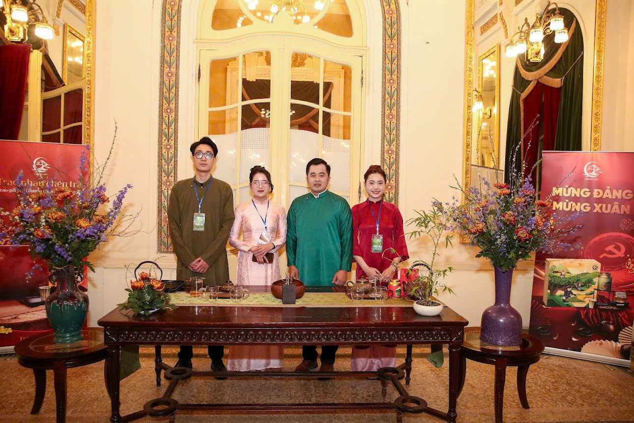 Nguyên mong muốn đưa Nguyệt Lãm vươn xa thế giới, mang hương trà Việt đến bạn bè năm châu. Cô háo hức và tin rằng, qua những chương trình giao lưu quốc tế, trà Việt sẽ cùng cô chinh phục những tầm cao mới