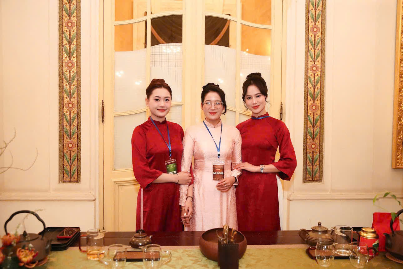 Nguyên mong muốn đưa Nguyệt Lãm vươn xa thế giới, mang hương trà Việt đến bạn bè năm châu. Cô háo hức và tin rằng, qua những chương trình giao lưu quốc tế, trà Việt sẽ cùng cô chinh phục những tầm cao mới